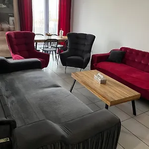  Appartement Joliette , 4 Chambres, Wifi